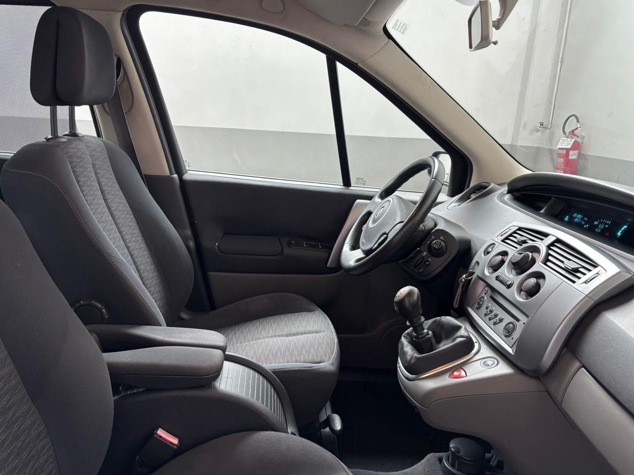 Renault Scenic Scénic 1.5 dCi/105CV Serie Speciale Dynamique