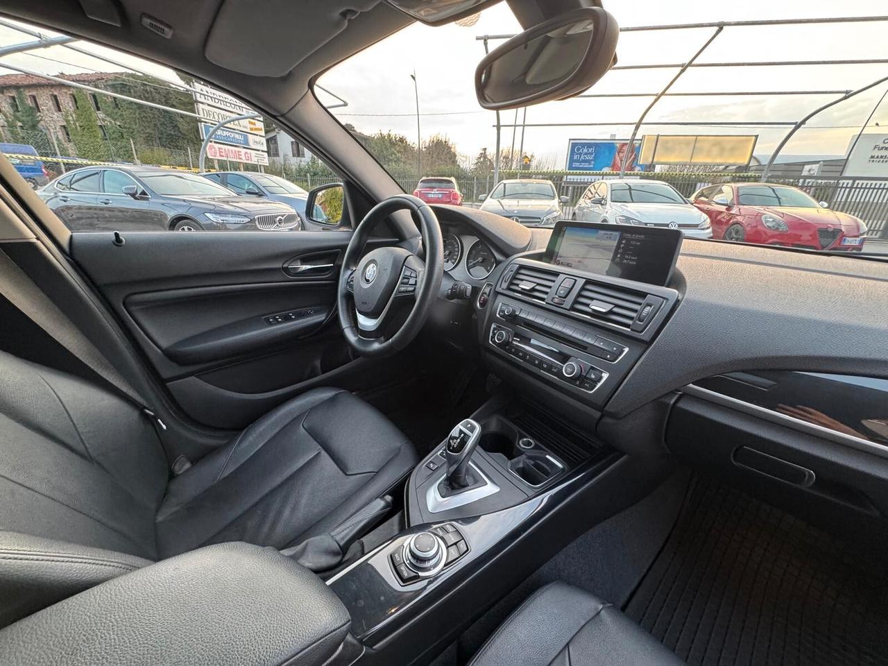 Bmw 120 120d 5p. Urban