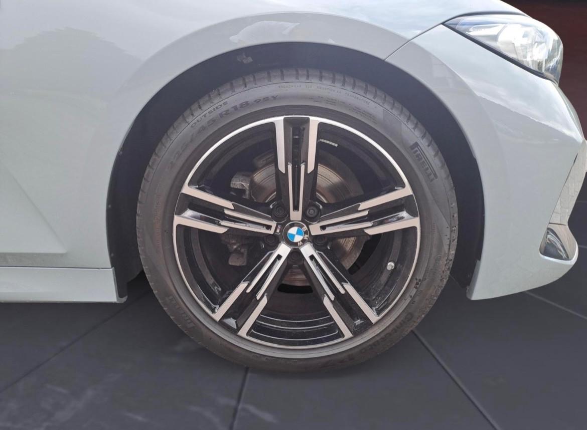 BMW 318 d Touring Auto M Sport