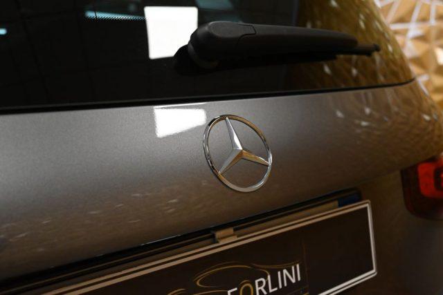 MERCEDES-BENZ GLB 180 d AUTO SPORT NAVI CAM 18"CRUISE LED CARPLAY FULL!!