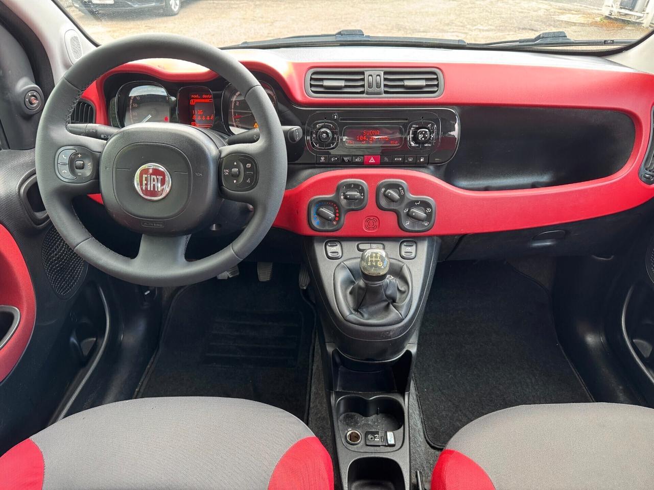 Fiat New Panda 0.9 TwinAir Turbo Natural Power Lounge