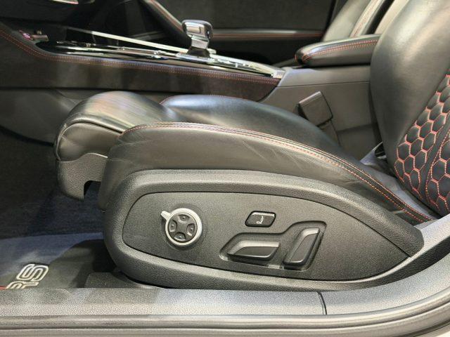 AUDI RS4 TFSI Avant Full Optionals