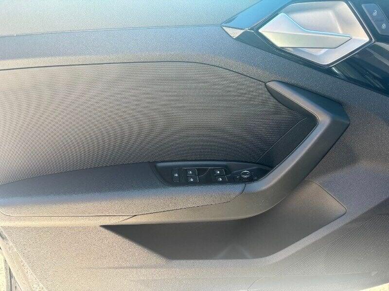 Audi A1 A1 SPB 30 TFSI Identity Black