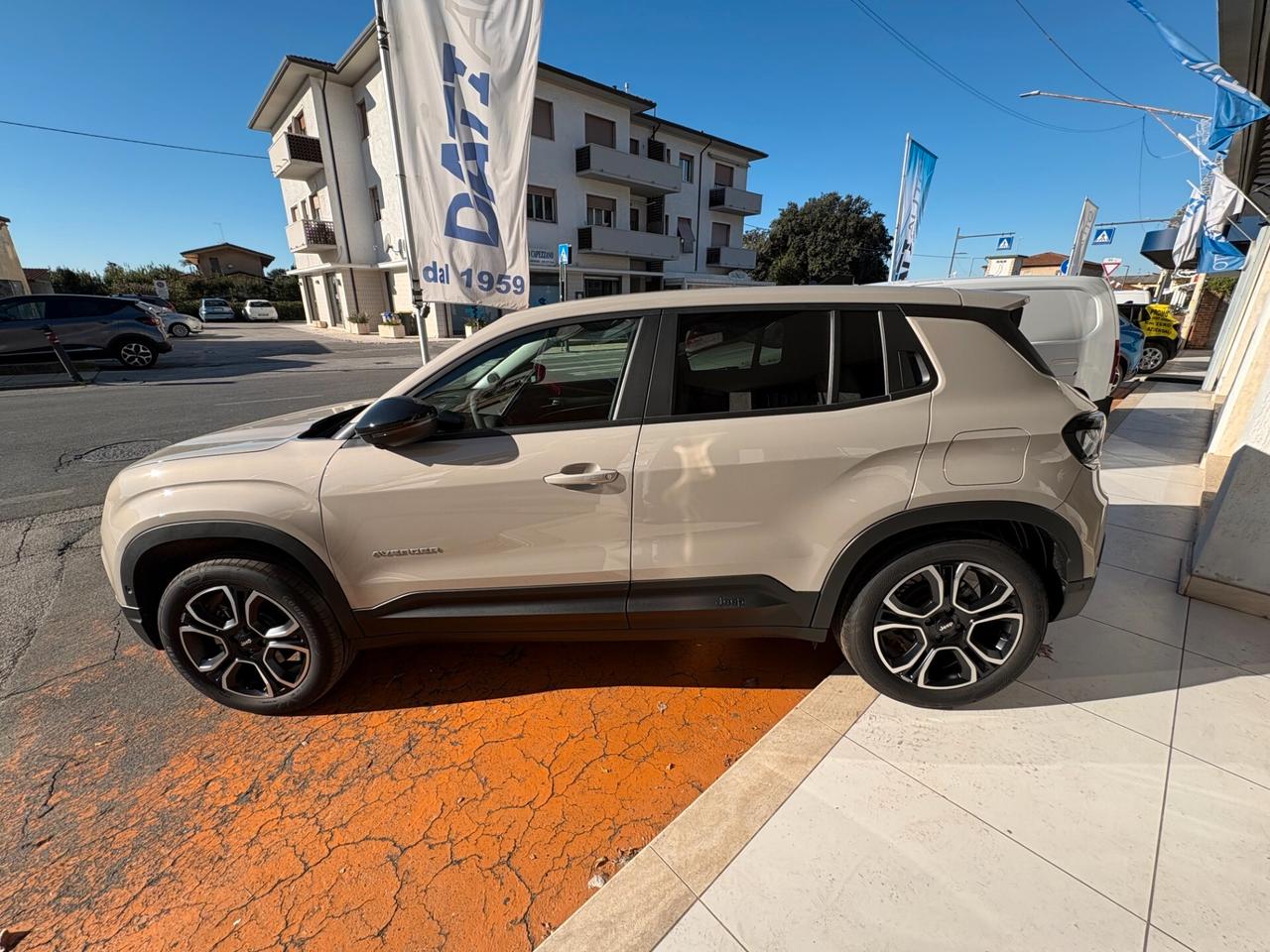 Jeep Avenger 1.2 Turbo 100 CV MHEV Summit