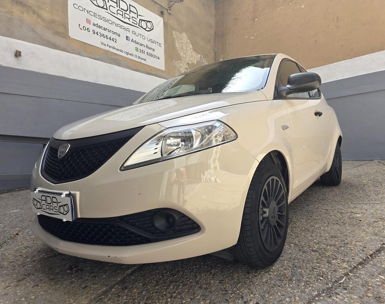 LANCIA YPSILON 1.2 - ADATTA A NEOPATENTATI