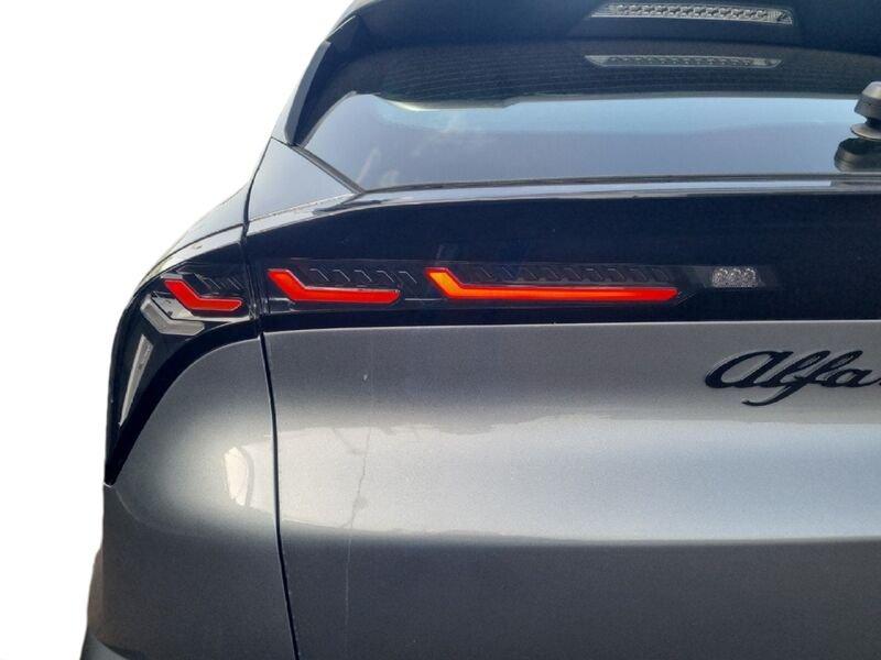 Alfa Romeo Junior 1.2 136 CV Hybrid eDCT6