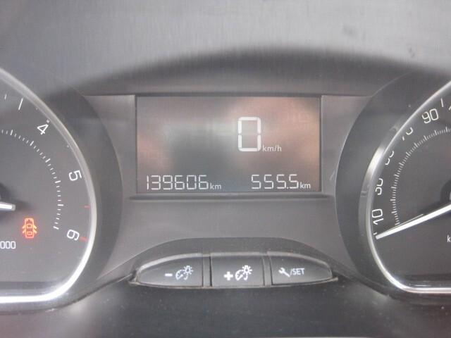 Peugeot 2008 1.6 e-HDi 92 CV Stop&Start Active