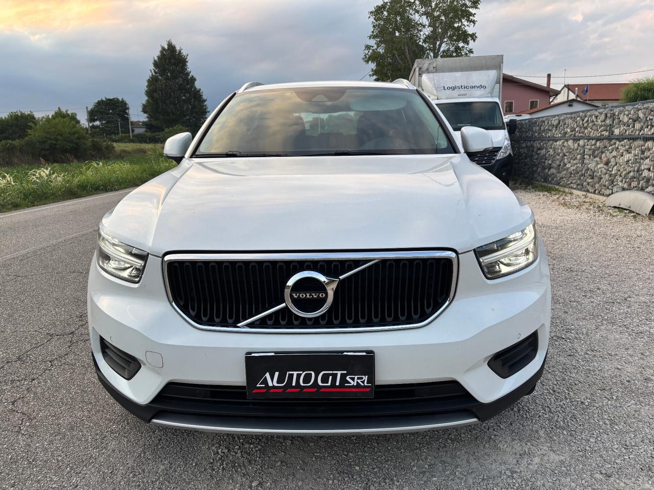 Volvo XC40 T3 Momentum