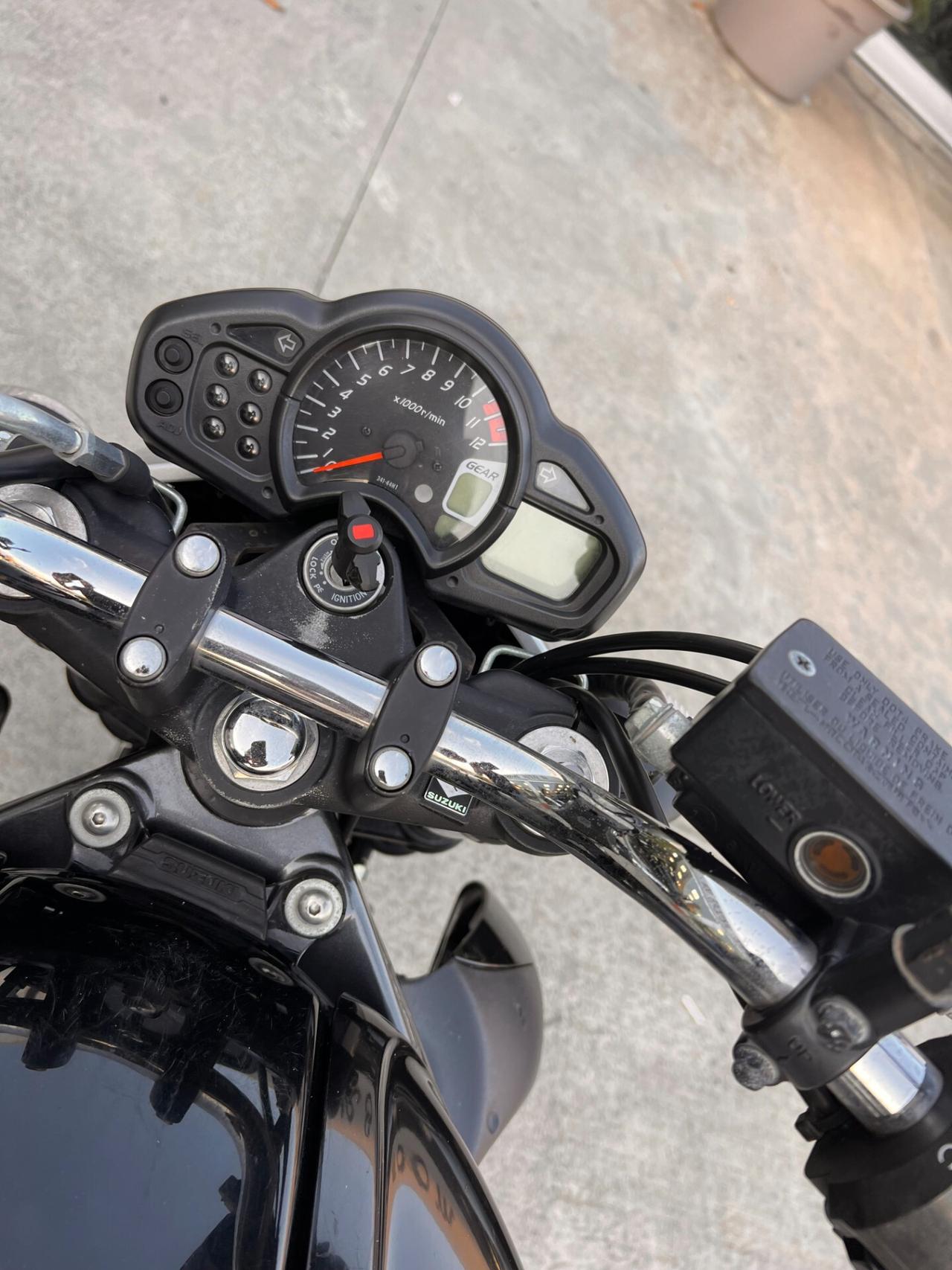 Suzuki Gladius 650 SPORT super prezzo