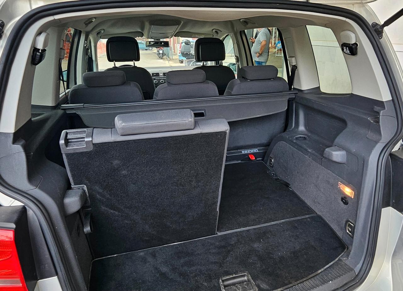Volkswagen Touran 1.6 TDI Comfortline 7 POSTI