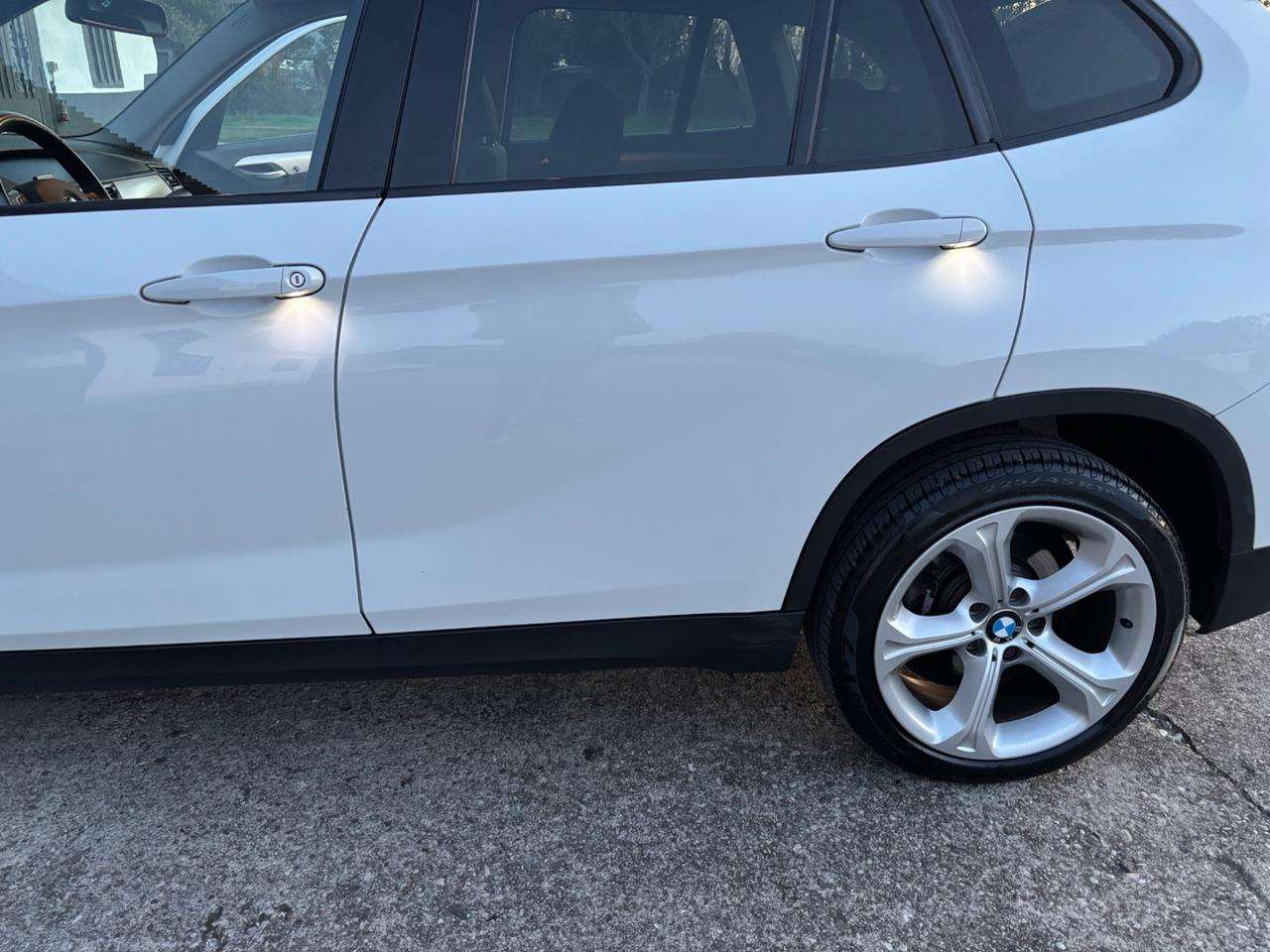 Bmw X1 sDrive 20d 143cv. Neopatentati. Garanzia