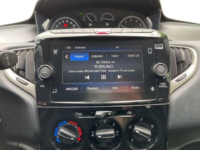 Lancia Ypsilon III 2021 1.0 firefly hybrid Gold s&s 70cv