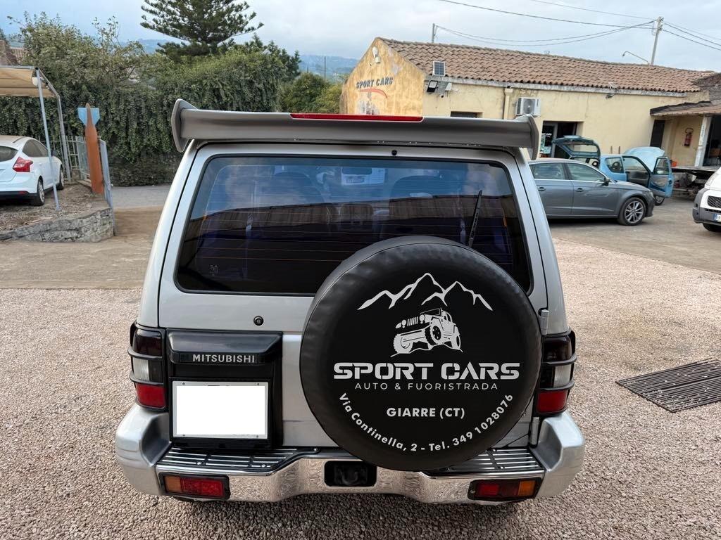 Mitsubishi Pajero 2.5 TDI Metal-top S.S. GLS Target