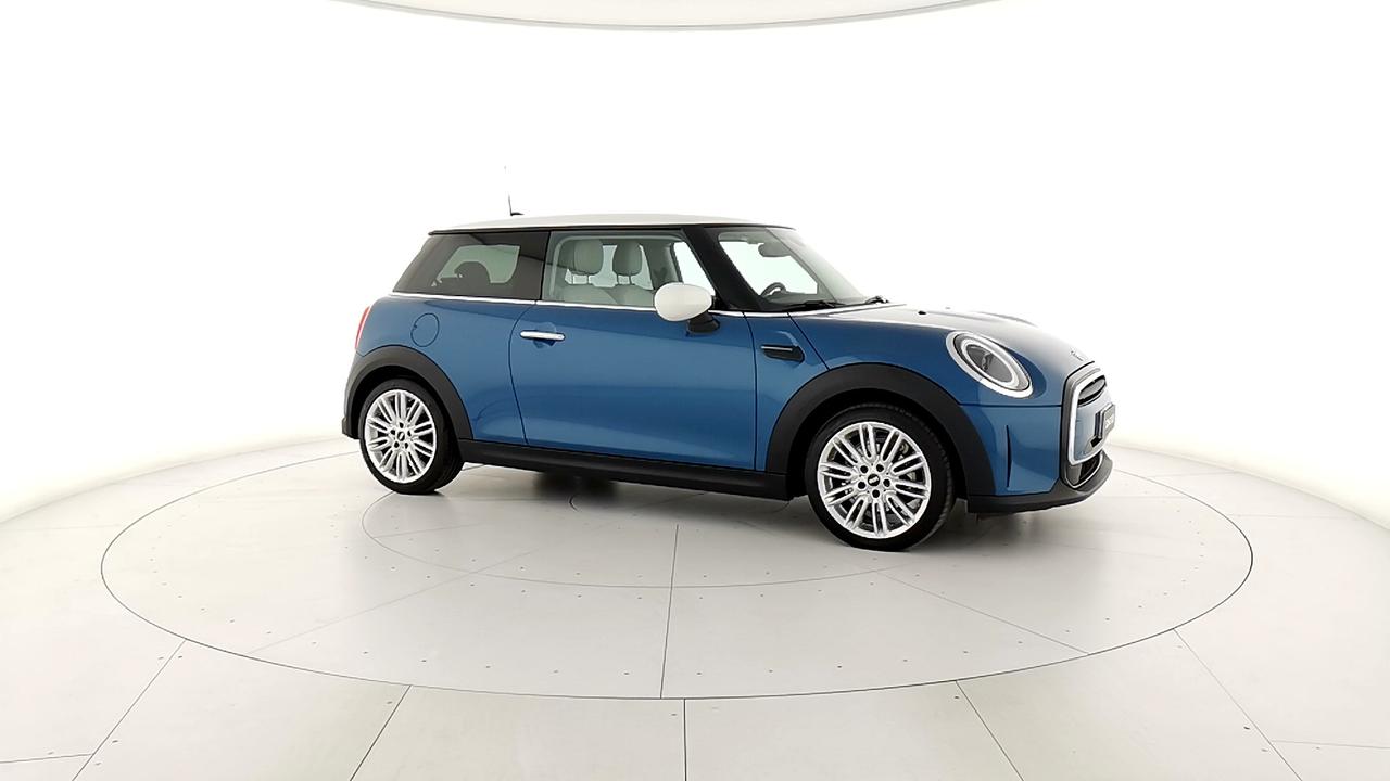 MINI Mini IV F54-F55-F56-F57 - Mini 3p 1.5 Cooper Camden Premium Mid Package auto