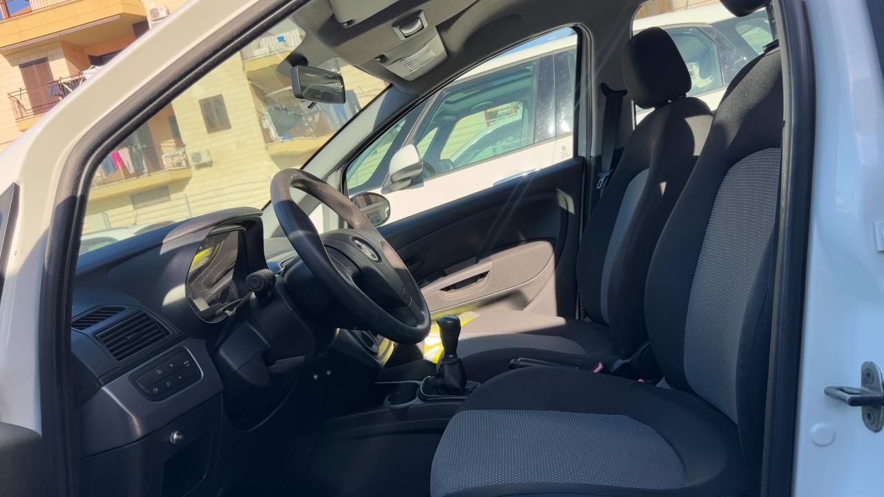 Fiat Grande Punto 1.3 MJT 75 CV 5 porte -2011