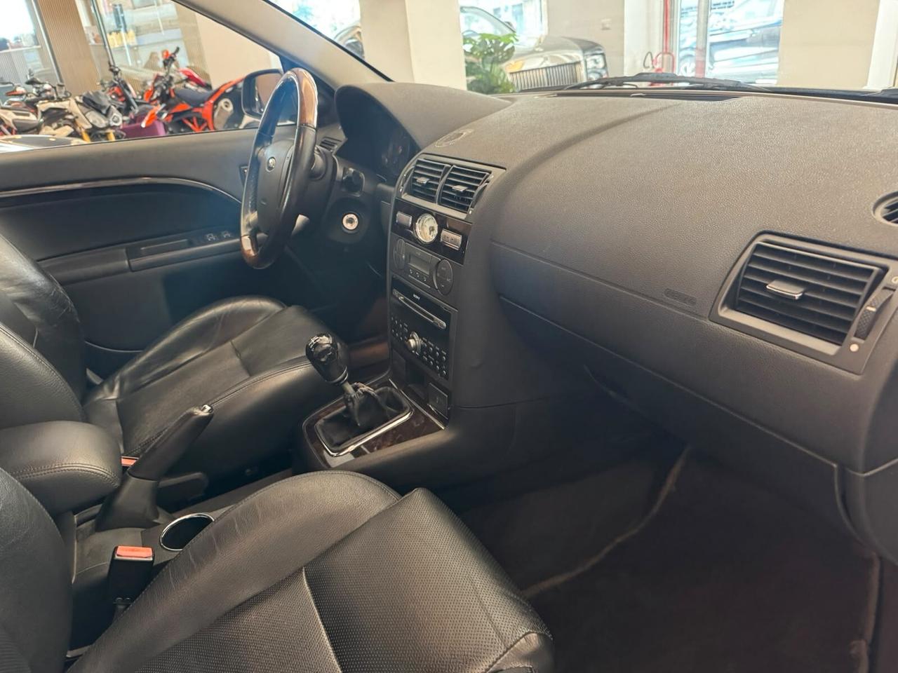 FORD MONDEO 2.2 TDCI GHIA BERLINA