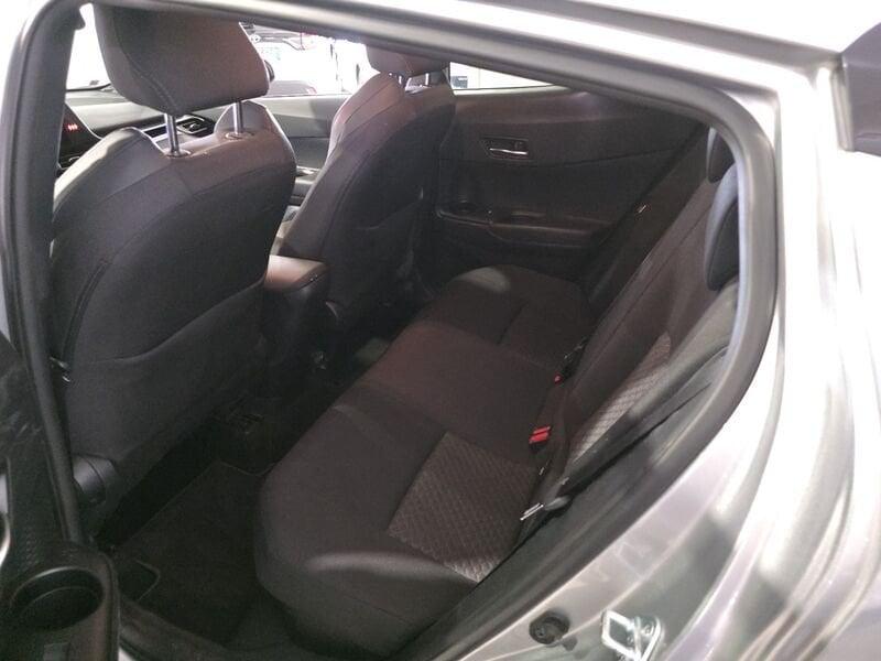 Toyota C-HR 1.8 Hybrid E-CVT Trend
