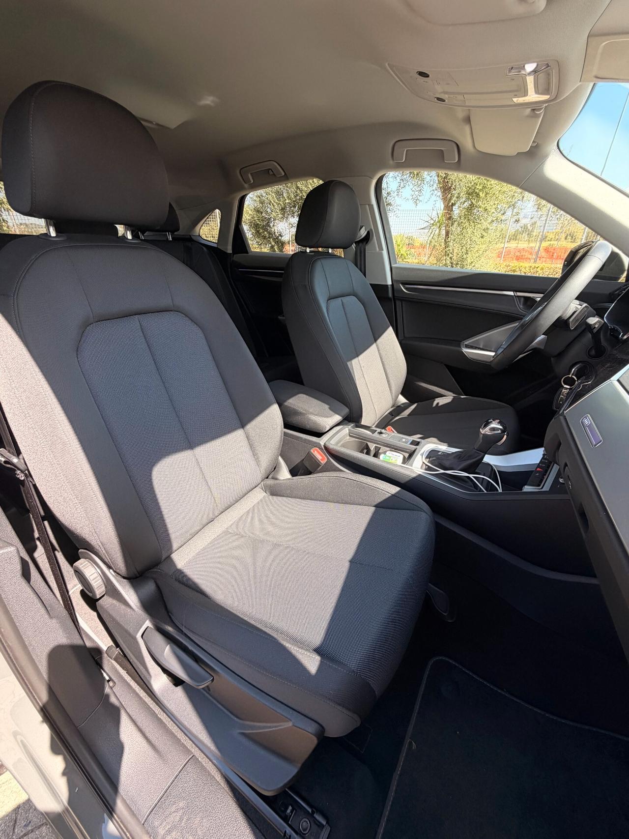 Audi Q3 SPORTBACK 35TDI S TRONIC - 2025