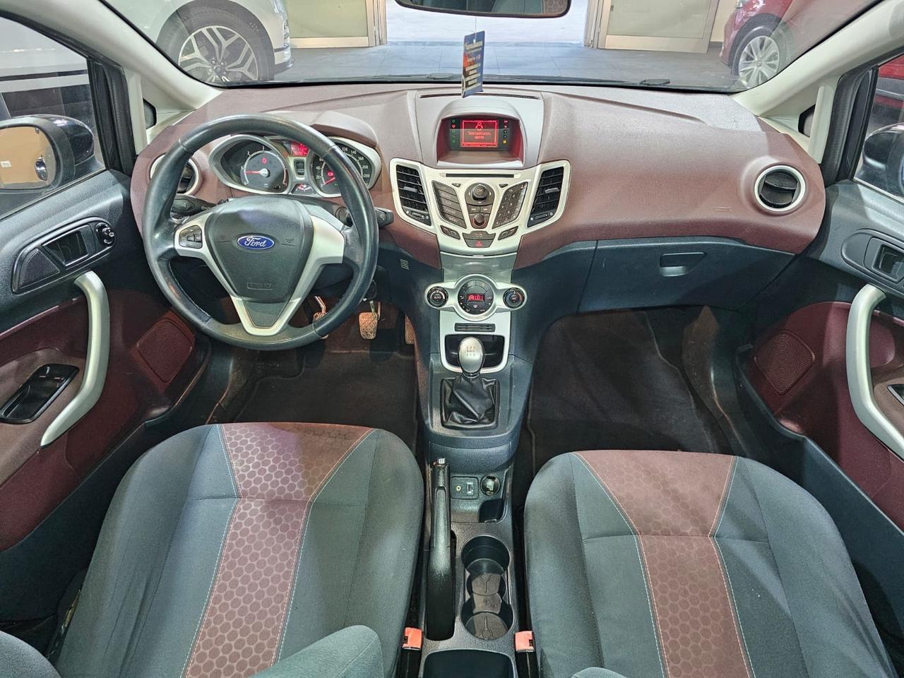 Ford Fiesta 1.6 TDCi 95 CV 5p. Titanium