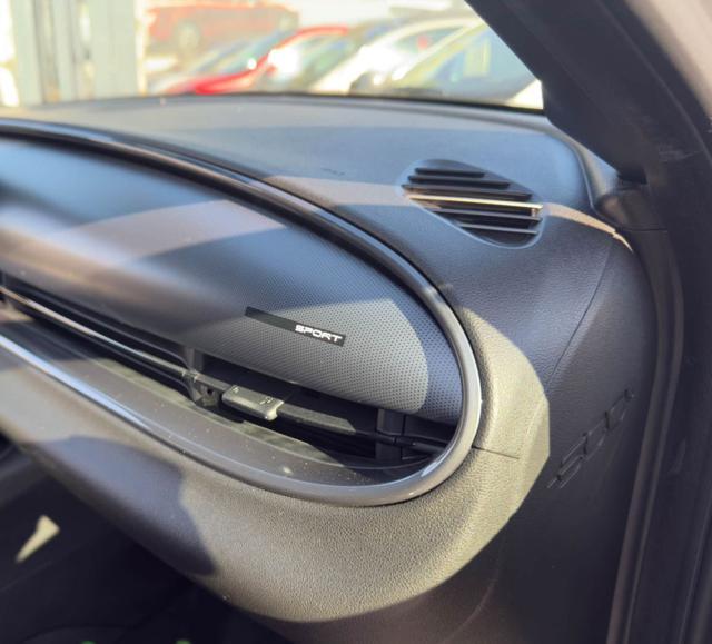 FIAT 600 1.2 hybrid Sport 145cv auto