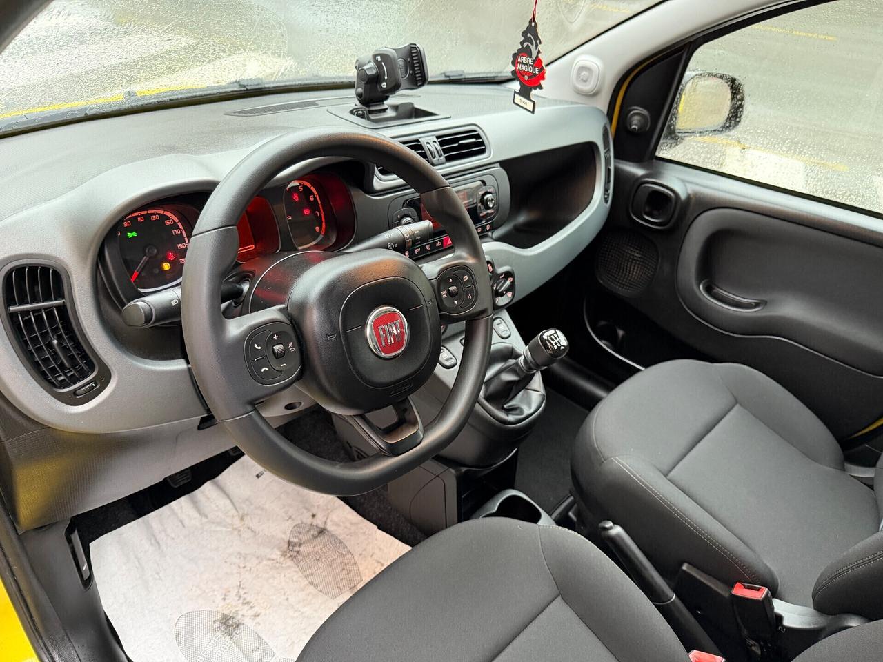 FIAT PANDA 1.0 Hybrid City Cross NEOPATENTATI