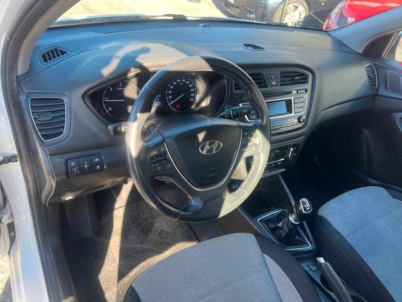 Hyundai i20 1.1 CRDi 12V 5 porte Comfort *NEOPATENTATI