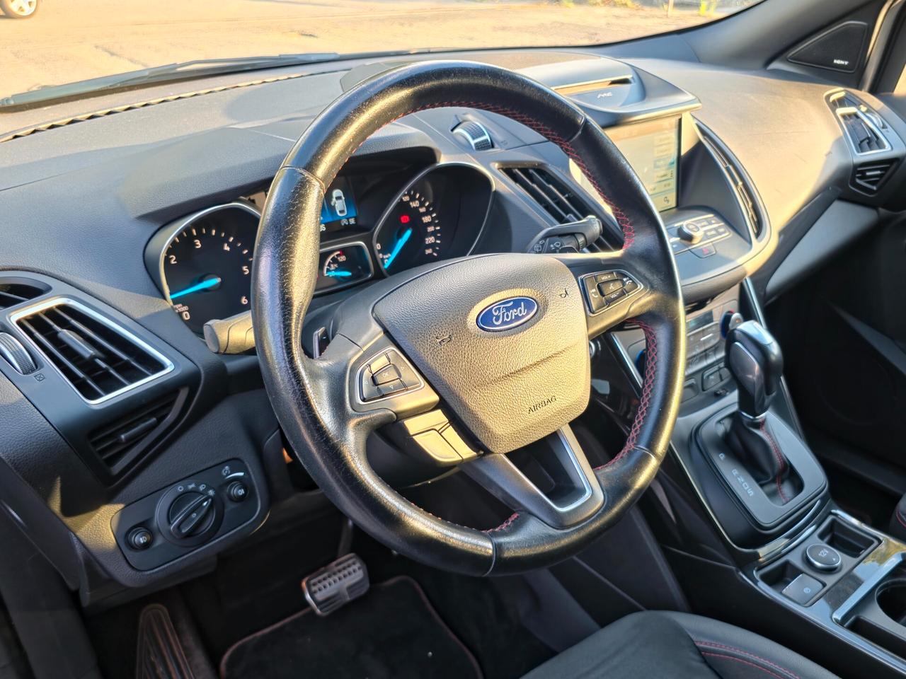 Ford Kuga 1.5 TDCI 120 CV S&S 2WD Powershift Titanium E6B Automatico NEO 2017
