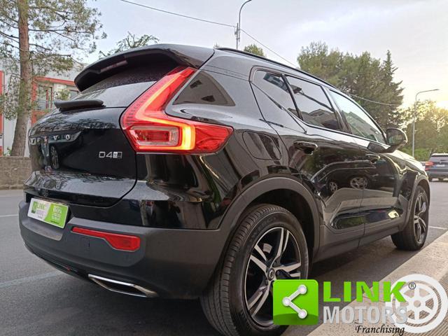VOLVO XC40 D4 AWD Geartronic R-design
