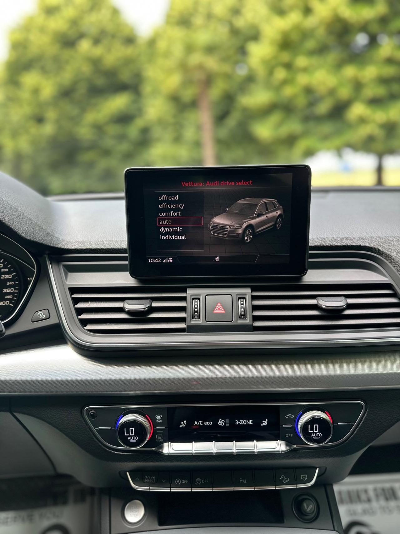 Audi Q5 2.0 TDI quattro S tronic Business