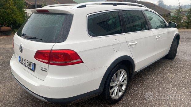 Passat alltrak 4 motion