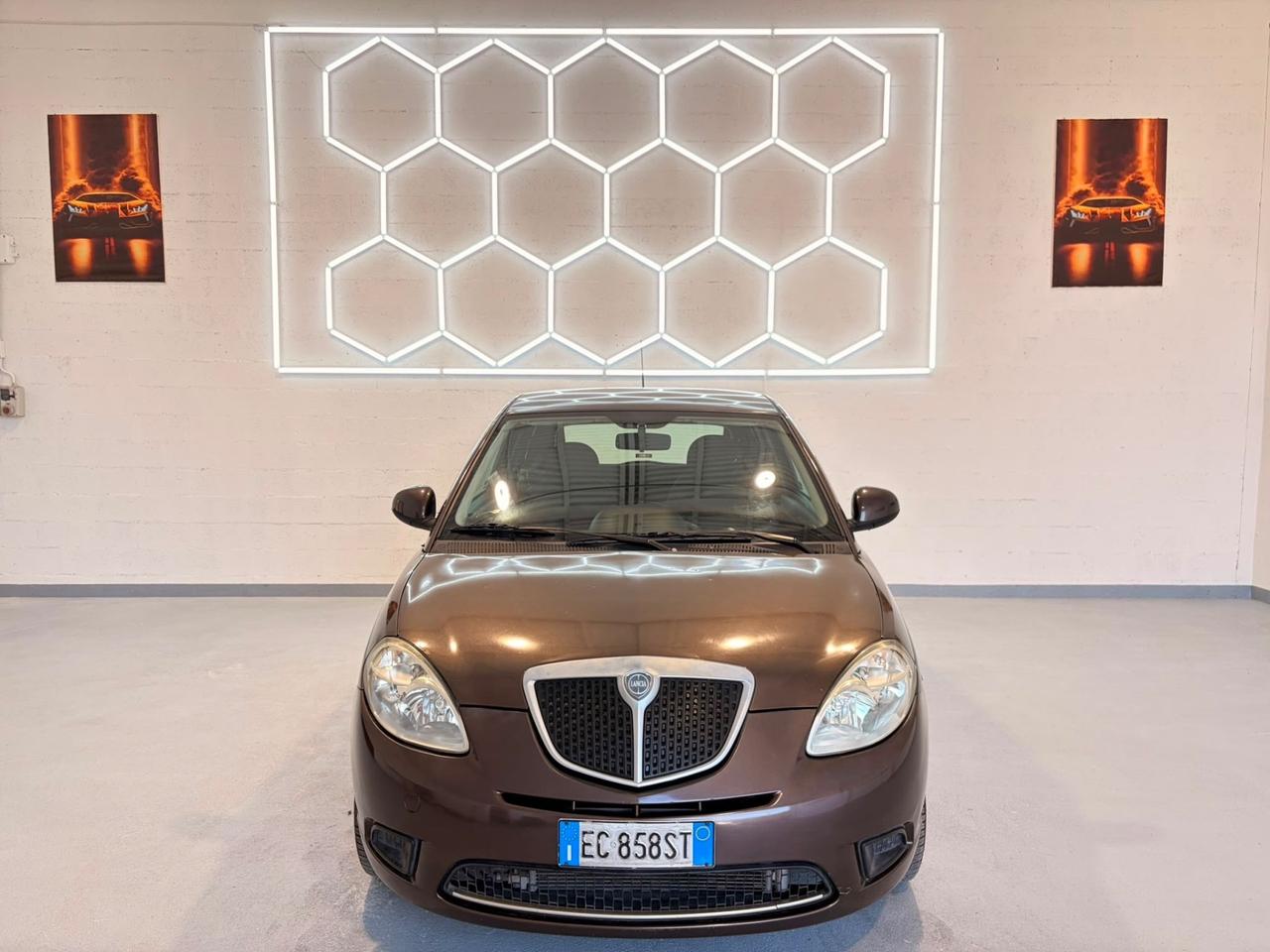Lancia Ypsilon 1.2 New Oro