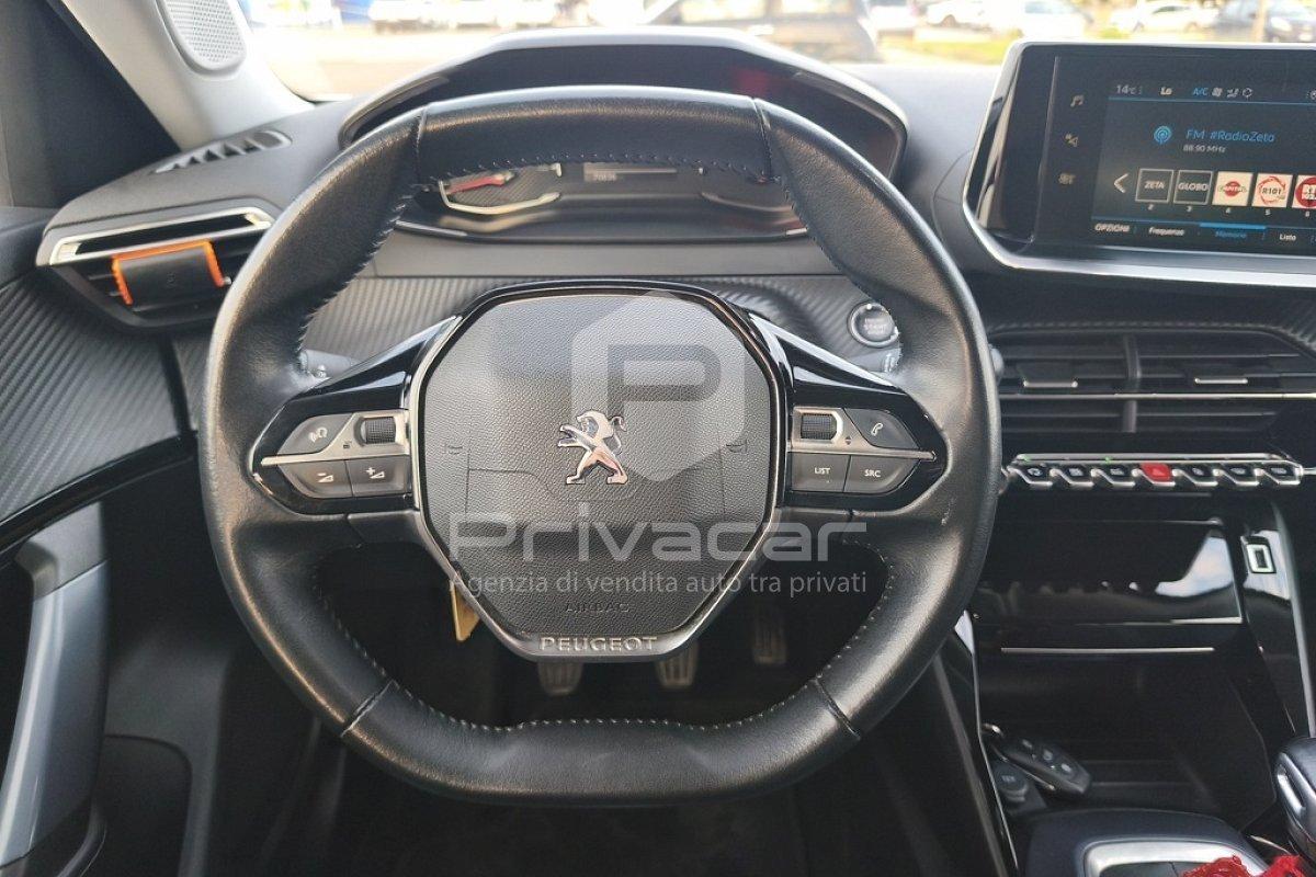 PEUGEOT 2008 BlueHDi 100 S&S Allure Navi Pack