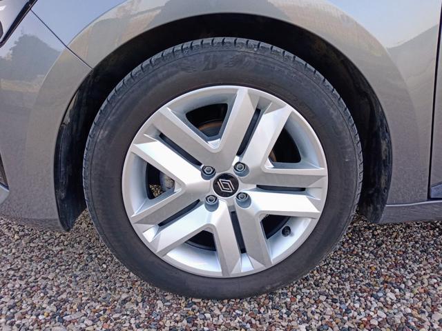 RENAULT Clio ECO-G 100 CV 5 porte Evolution