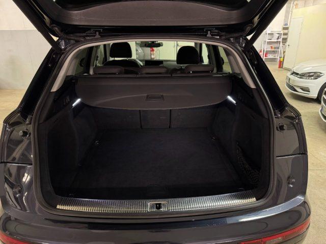 AUDI Q5 40 TDI quattro Business Sport