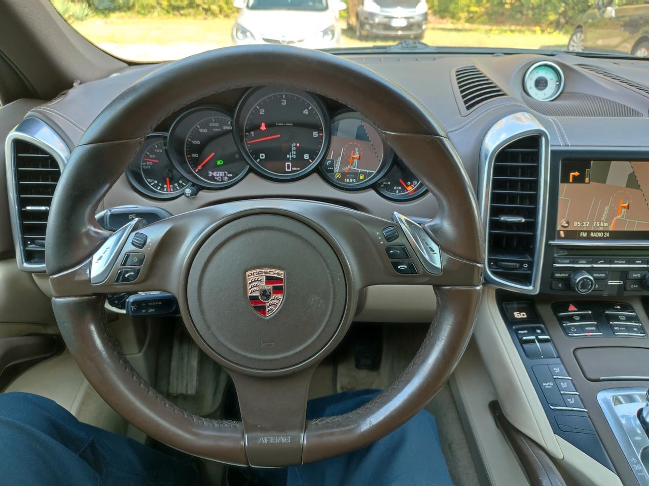 PORSCHE CAYENNE 3.0DIESEL TDV6 TETTO PANORAMICO