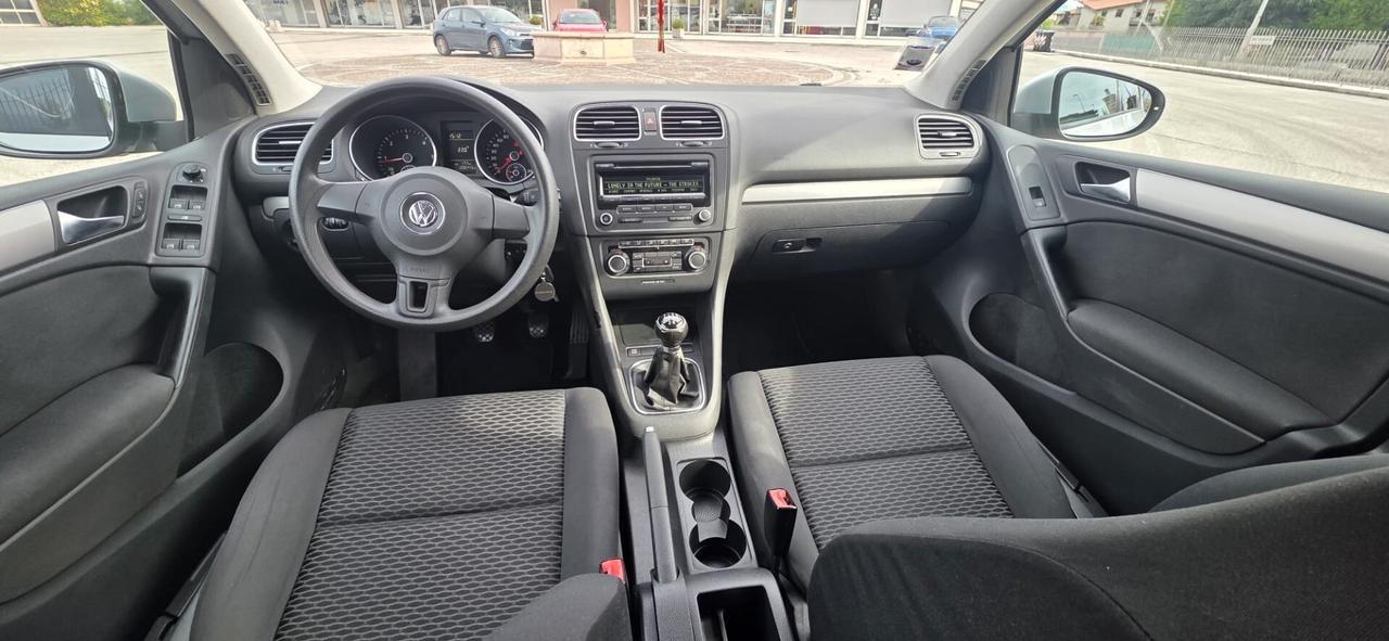 Volkswagen Golf 1.6 TDI DPF 5p. Highline
