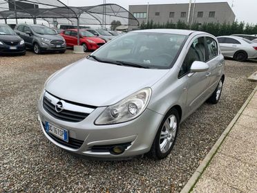 OPEL Corsa 1.2 5 porte Cosmo