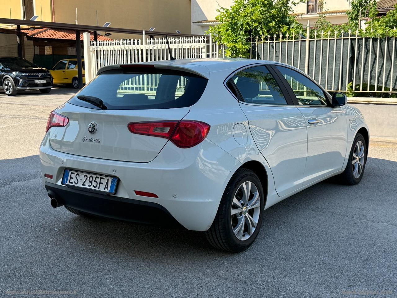 ALFA ROMEO Giulietta 1.6 JTDm-2 105 CV Distinctive