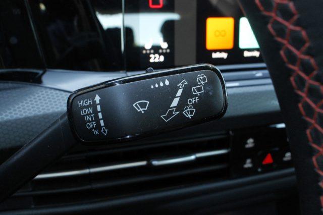VOLKSWAGEN Golf 2.0 TSI GTI DSG Clubsport IQ LIGHT