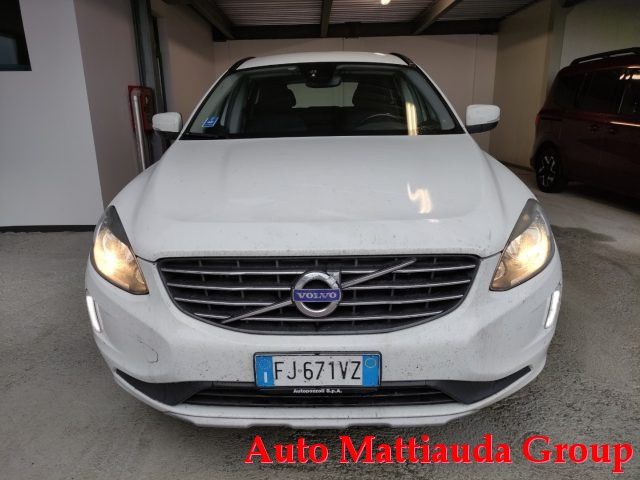 VOLVO XC60 D4 Geartronic Business Plus //