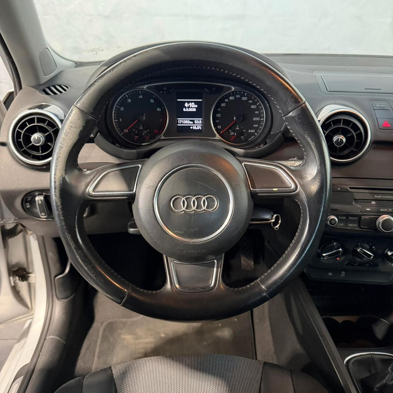 Audi A1 1.4 TFSI S-LINE