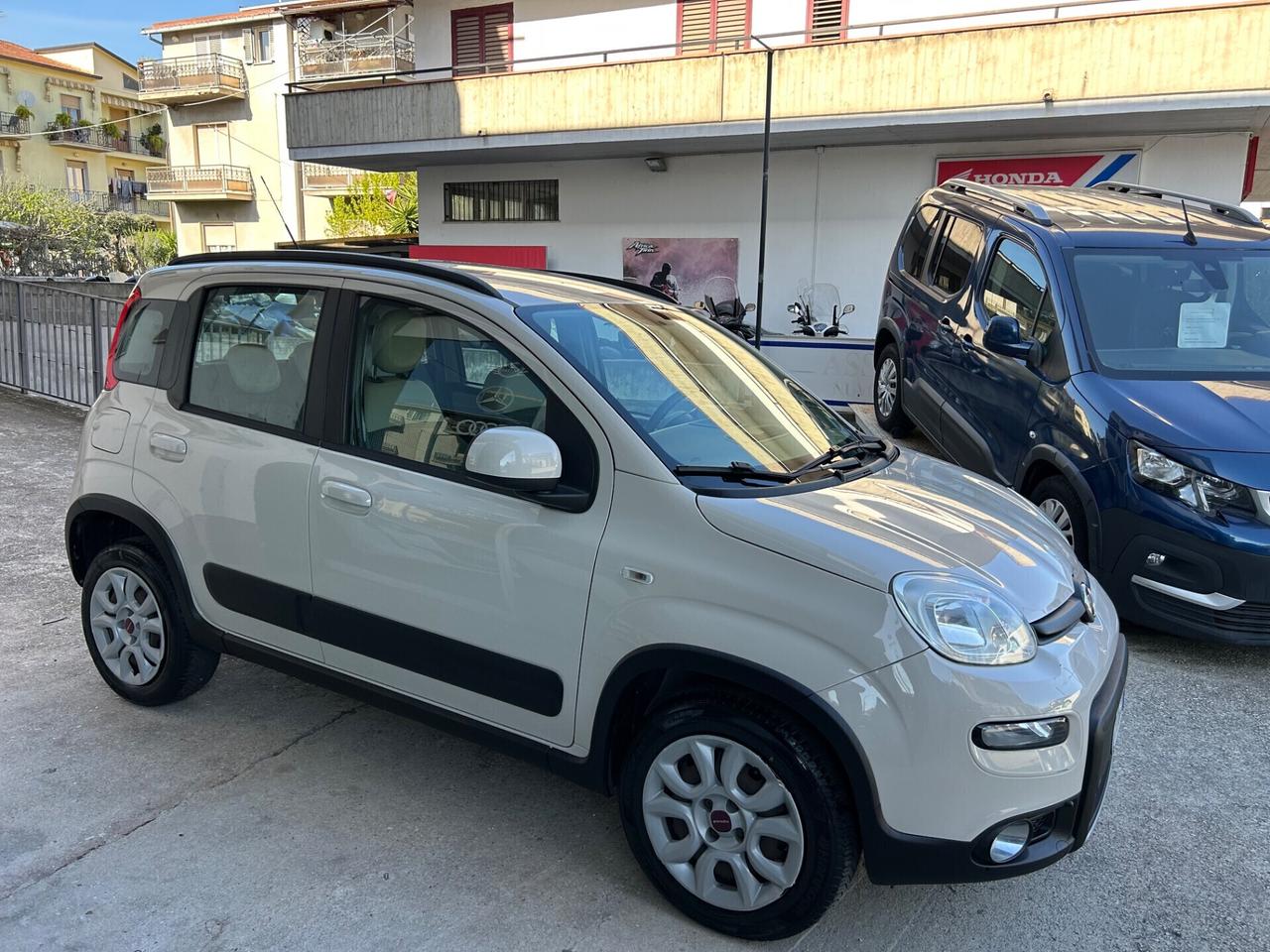 FIAT PANDA TREKKING (Metano Di Serie) 85 CV