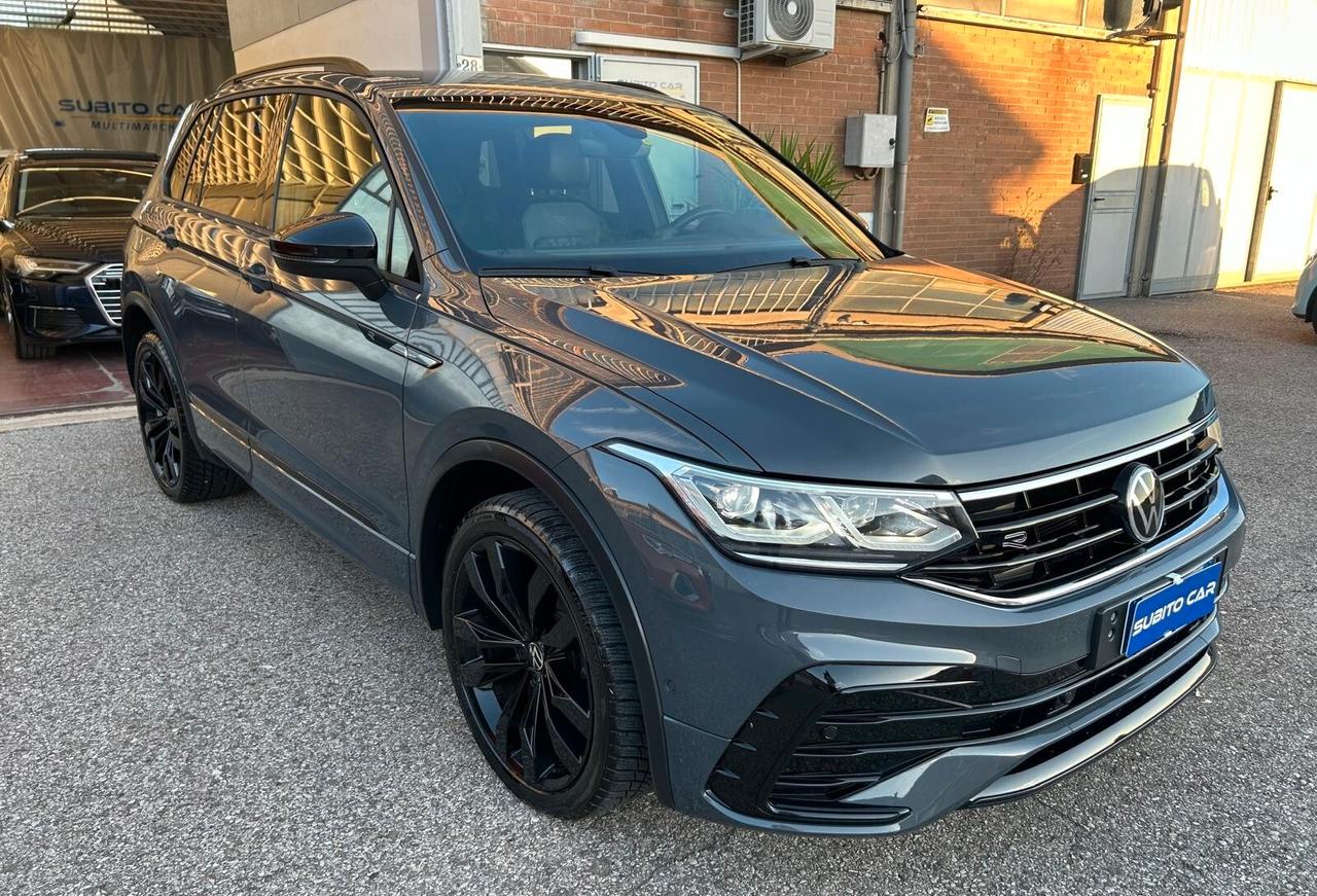 Volkswagen Tiguan 2.0 TDI 150 CV SCR DSG 4MOTION R-Line BLACK PACK