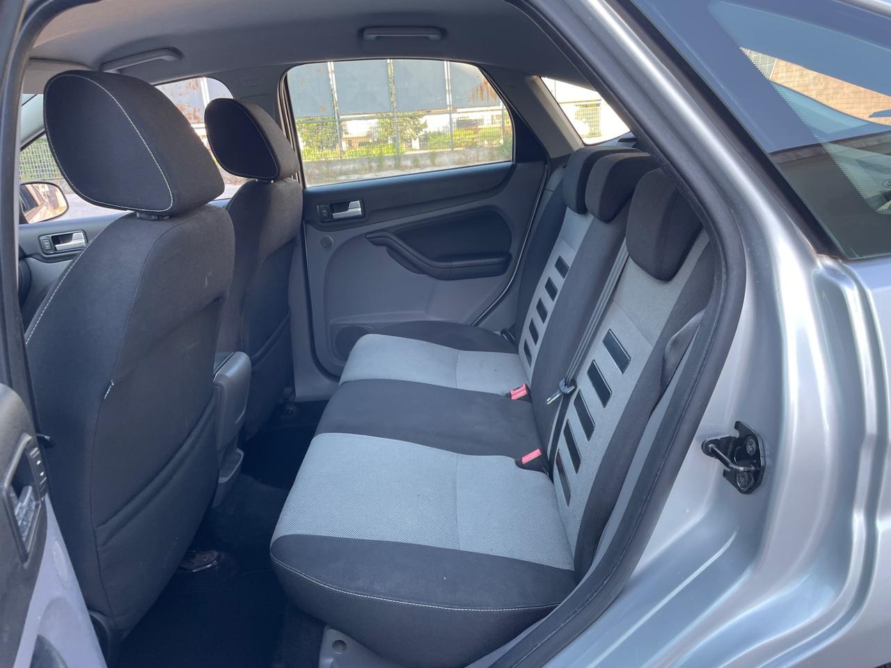 Ford Focus 1.6 TDCi 110cv Super Full 200mila KM 2011