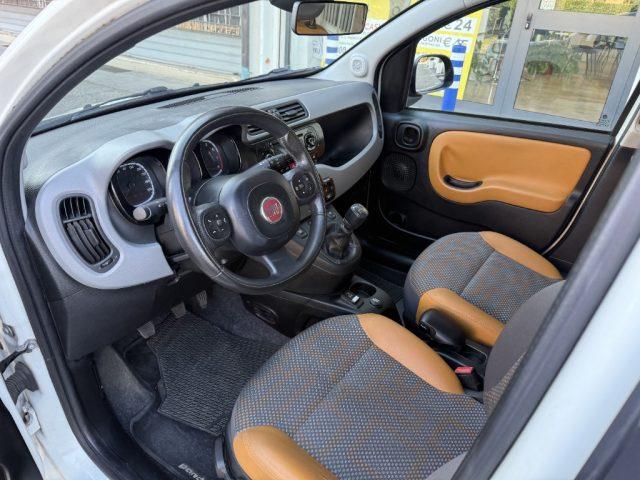FIAT Panda 0.9 TwinAir Turbo S&S 4x4 LOUNGE bluetooth etc