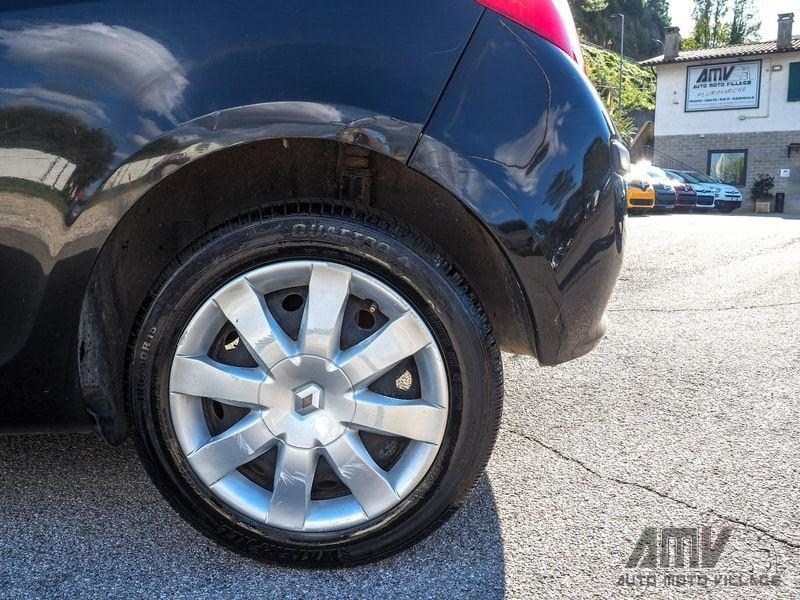 Renault Clio 1.2 16V TCE 100CV 3 p. Rip Curl