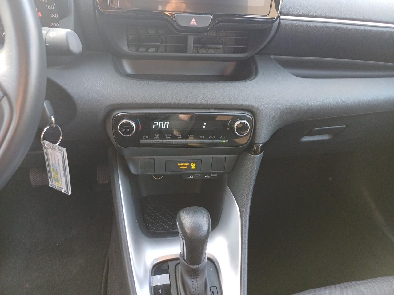 TOYOTA Yaris 4ª serie - Yaris 1.5 Hybrid 5 porte Active