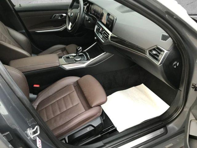 BMW 320 d 48V Touring Luxury