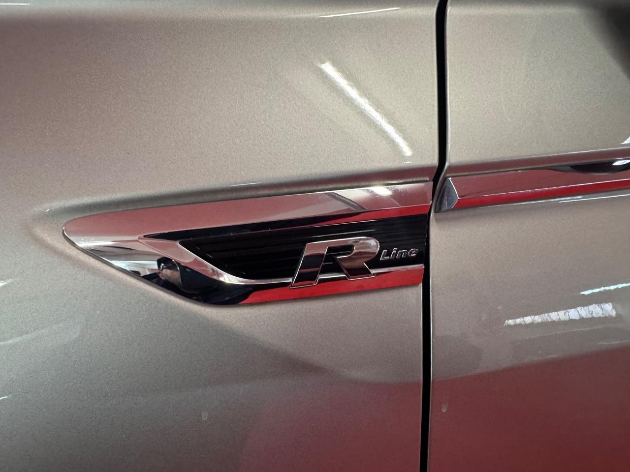 Volkswagen Tiguan 1.5 TSI R LINE 83.000km