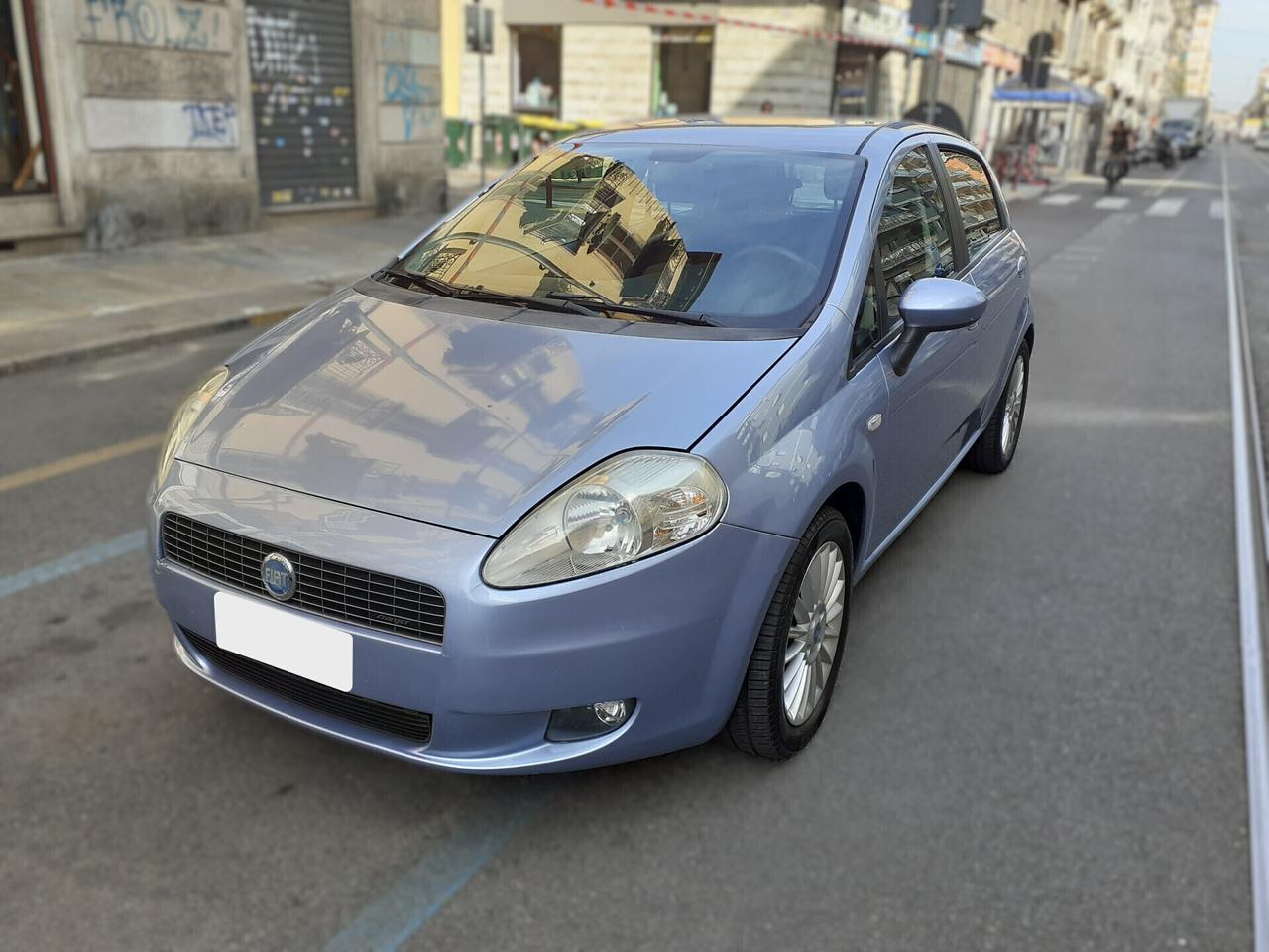 Fiat Punto - APERTI AD AGOSTO